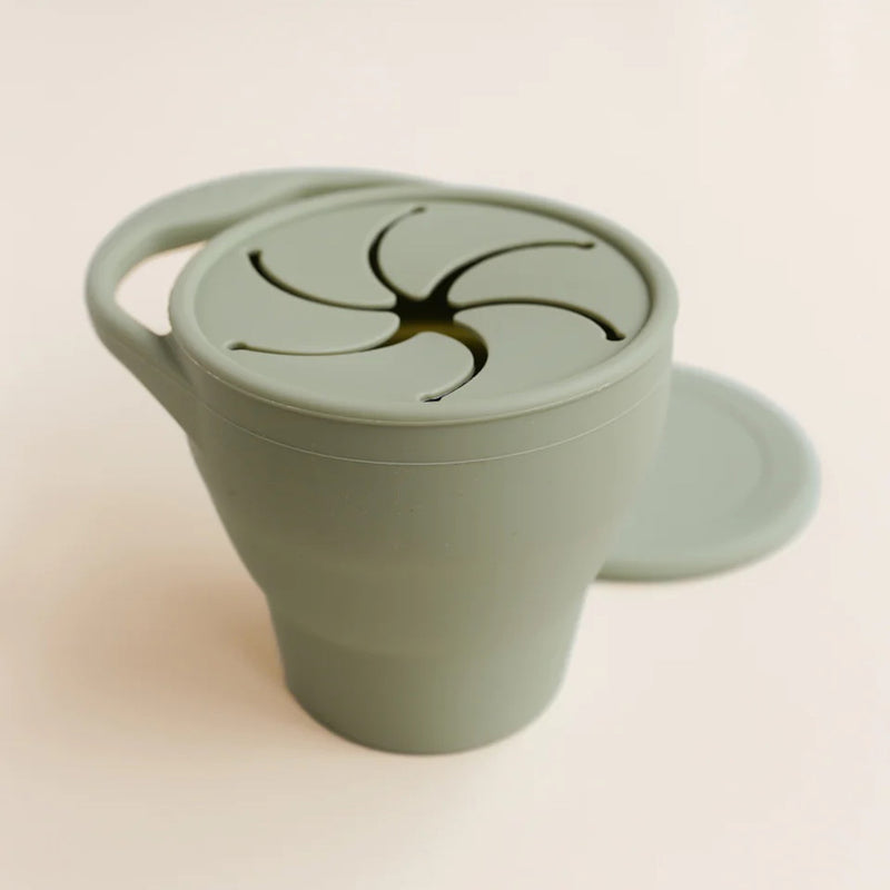Speen en Koord Snack Cup Mint bei Yay Kids