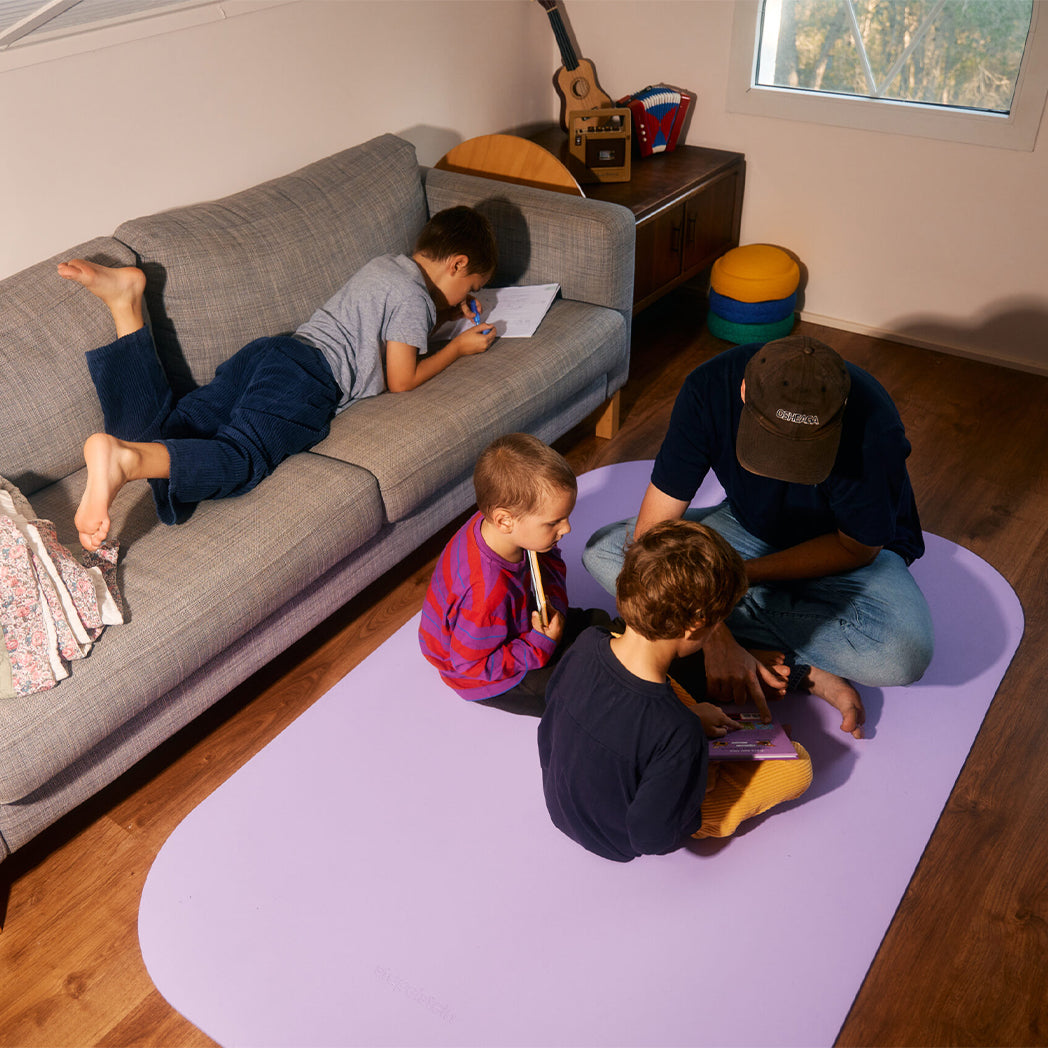 Stapelstein Matte in drei Farben bei Yay Kids