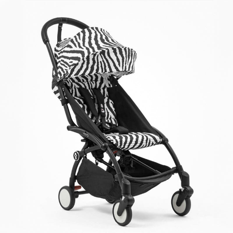 STOKKE YOYO³ Kinderwagen 6+ Set Zebra mit Rahmen Schwarz bei Yay Kids