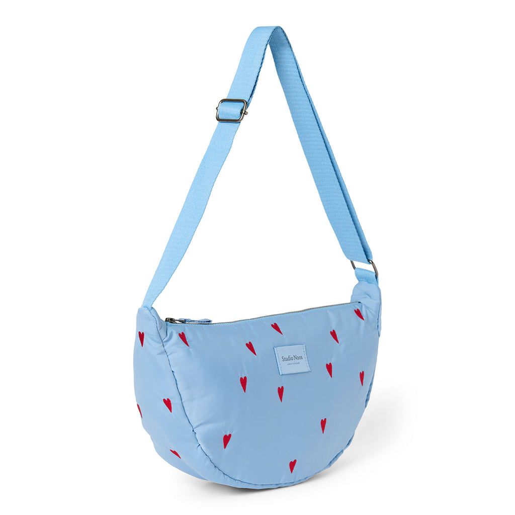 Studio Noos Frauen Fanny Pack Puffy Light Blue Hearts bei Yay Kids
