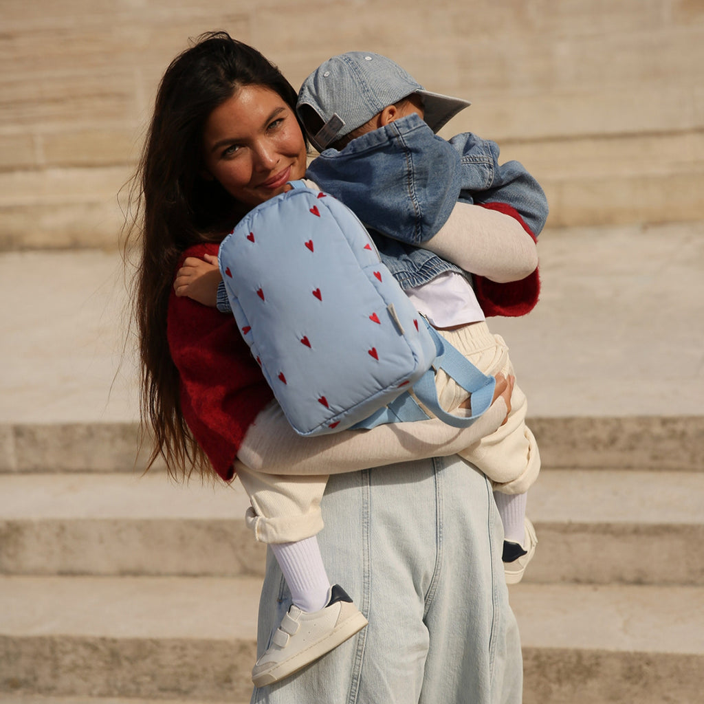 Studio Noos Kinder Rucksack Mini Puffy Light Blue Hearts bei Yay Kids
