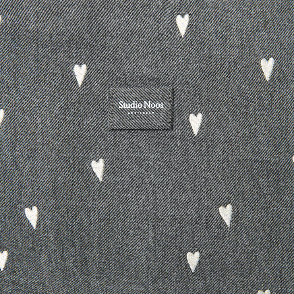 Studio Noos Wickeltasche "Diaper Bag" Grey Denim Hearts bei Yay Kids
