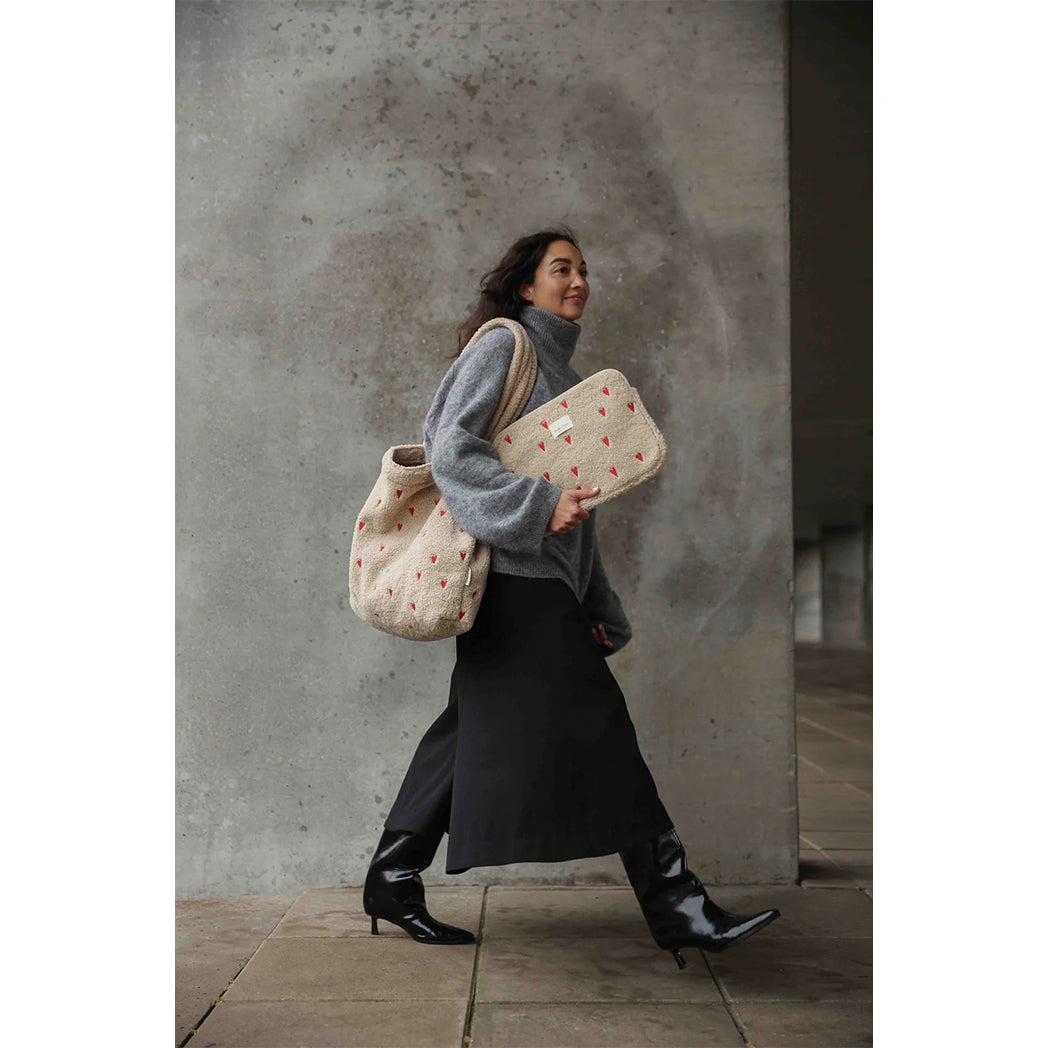 Studio Noos Mom-Bag Chunky Teddy Hearts Ecru bei Yay Kids
