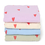 Studio Noos Swaddle Hearts Sage Green 70 x 70 cm bei Yay Kids