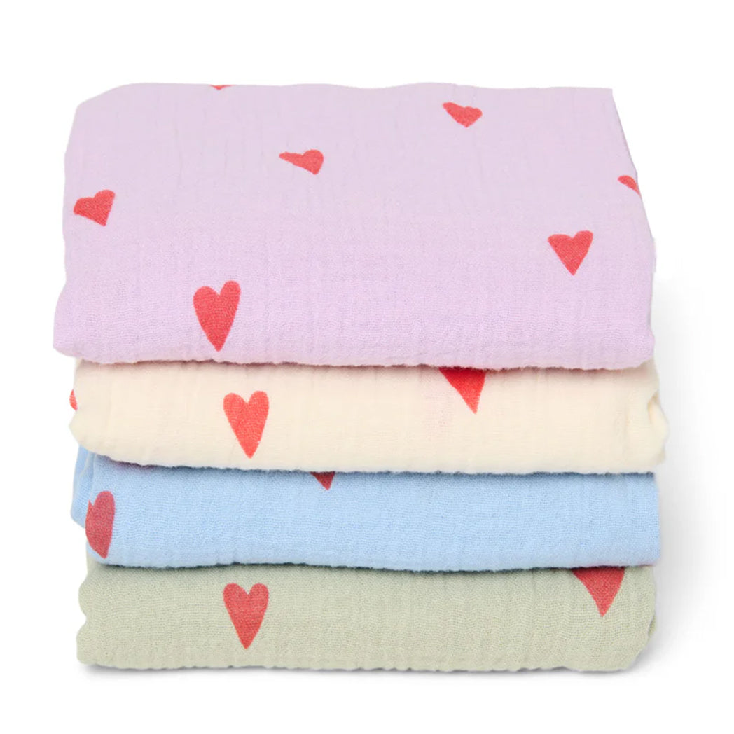 Studio Noos Swaddle Hearts Neutral 70 x 70 cm bei Yay Kids