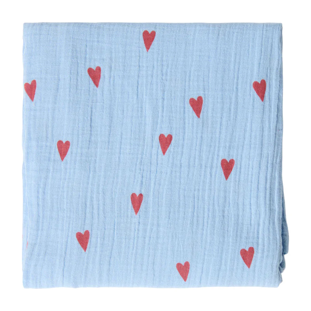 Studio Noos Swaddle Hearts Light Blue 120 x 120 cm bei Yay Kids