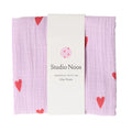 Studio Noos Swaddle Hearts Lilac 70 x 70 cm bei Yay Kids