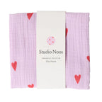 Studio Noos Swaddle Hearts Lilac 70 x 70 cm bei Yay Kids