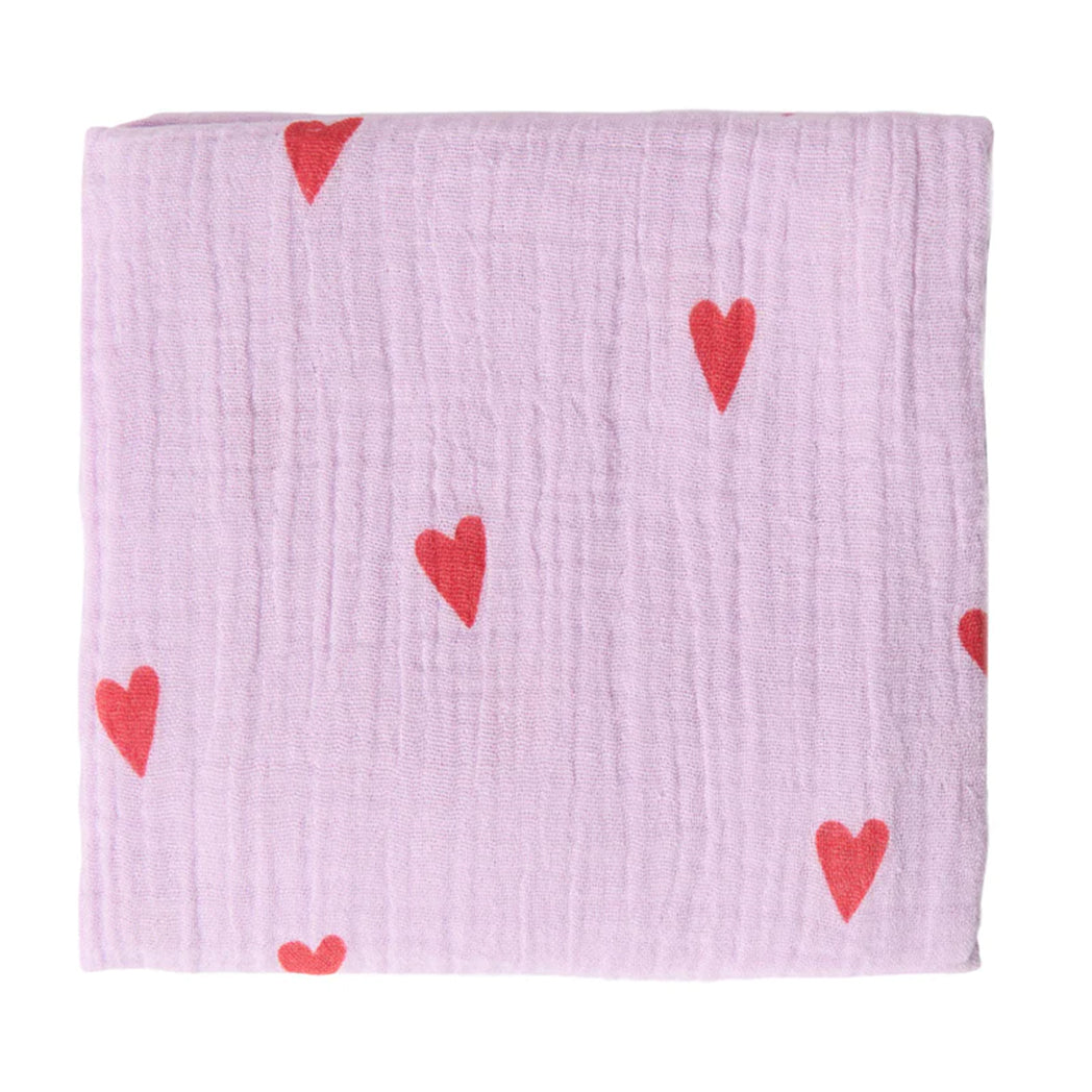 Studio Noos Swaddle Hearts Lilac 70 x 70 cm bei Yay Kids