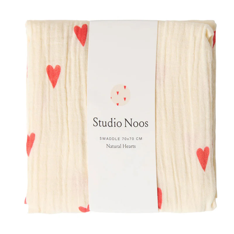 Studio Noos Swaddle Hearts Neutral 70 x 70 cm bei Yay Kids