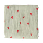 Studio Noos Swaddle Hearts Sage Green 120 x 120 cm bei Yay Kids