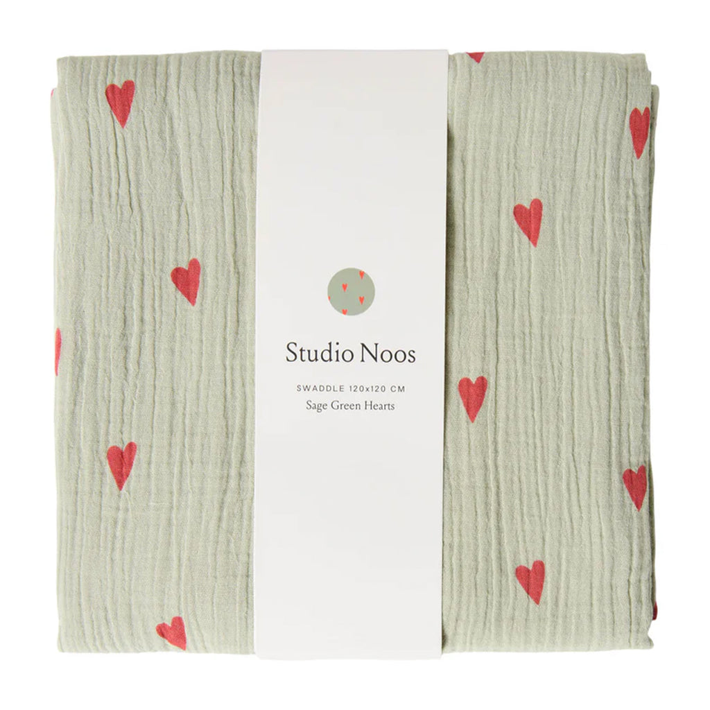 Studio Noos Swaddle Hearts Sage Green 120 x 120 cm bei Yay Kids