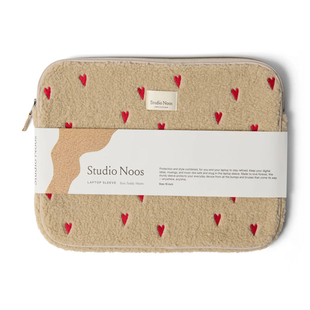 Studio Noos Teddy Hearts Laptop Sleeve Ecru 15 Inch bei Yay Kids