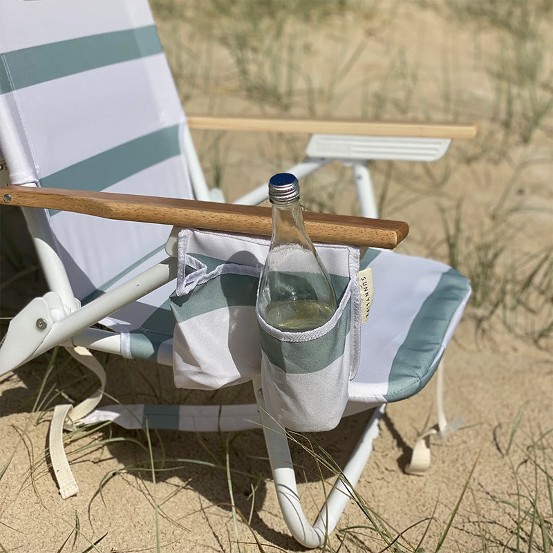 Sunnylife Deluxe-Strandstuhl La Palma Sage Stripe bei Yay Kids