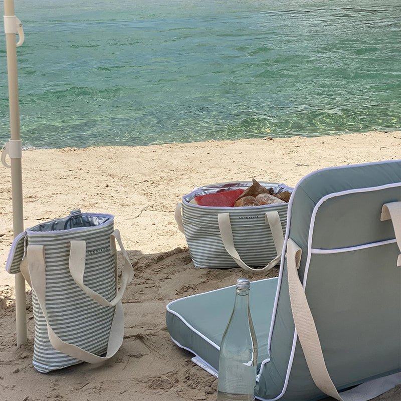 Sunnylife Getränke Kühltasche La Palma Sage Stripe bei Yay Kids