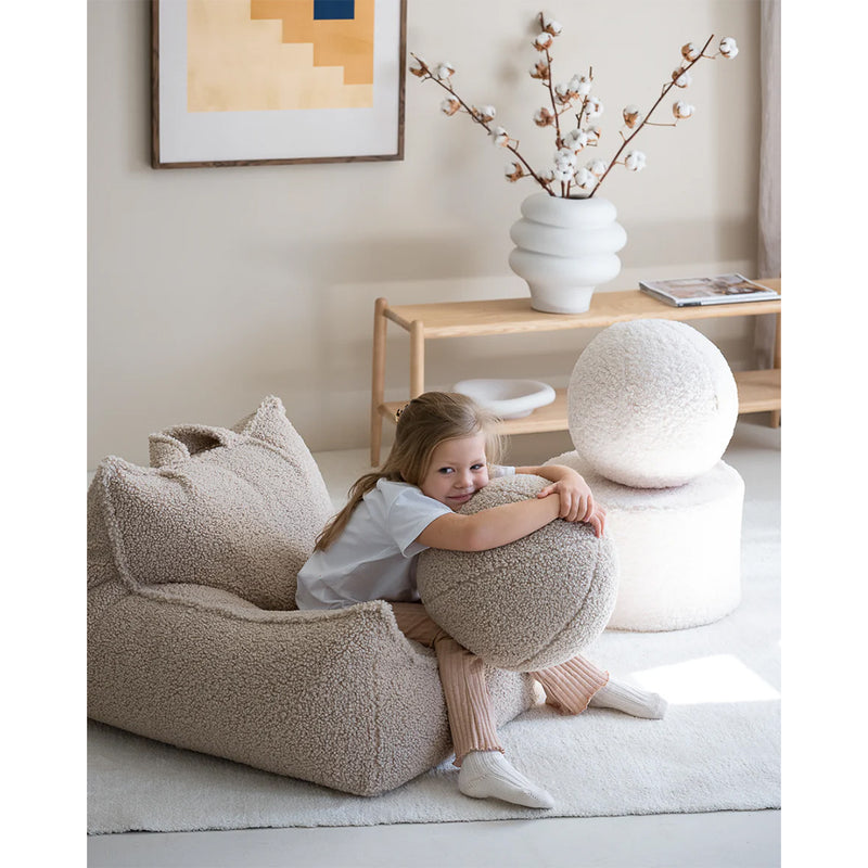 Wigiwama Kinder Sitzsack Teddy Collection in drei Farben bei Yay Kids
