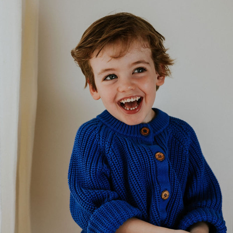 Yuki Kidswear Kinder Strick Cardigan Raglan Blueberry bei Yay Kids