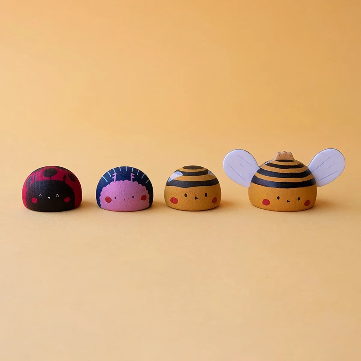 Bzzz Puzzle – Erstes Holzpuzzle mit 4 Insekten (1–4 Teile)