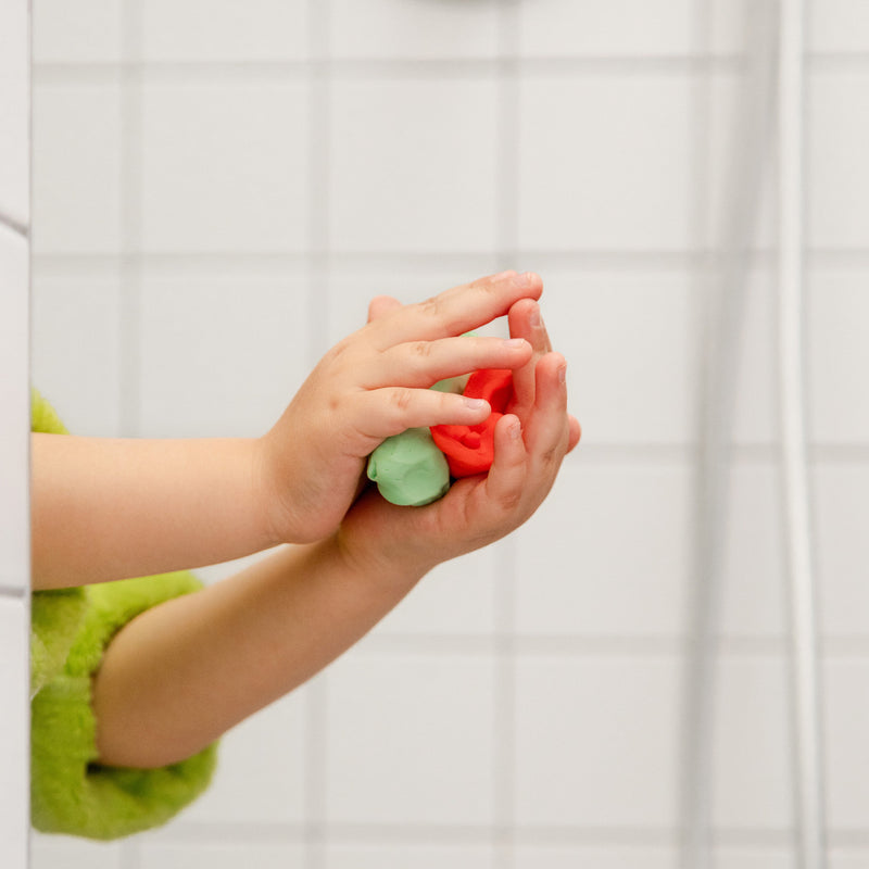 Nailmatic Kinder Pataploof Green Bath & Shower Dough bei Yay Kids