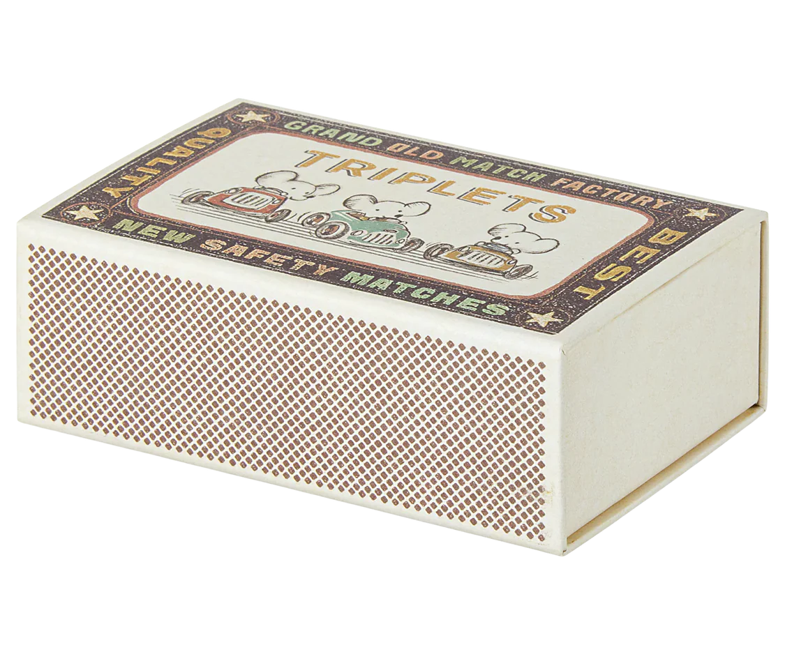 Twins "Baby Mouse" in Matchbox