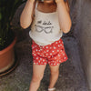 Sproet & Sprout Kinder Shorts in Rot mit Tomaten Illustration bei Yay Kids
