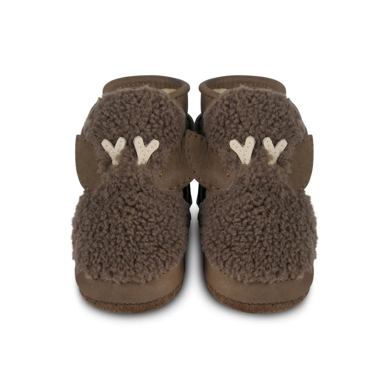 Donsje Amsterdam Baby Shoes Richy Lining Hazelnut Curly Faux Fur bei Yay Kids