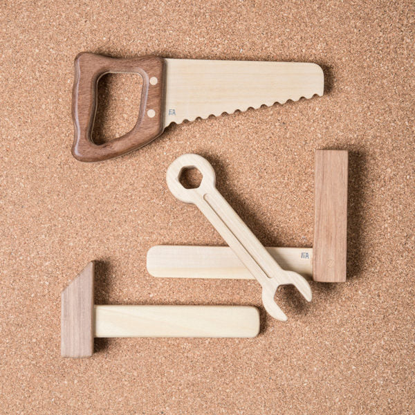 Fanny & Alexander Kinder Tool Set Holz Werkzeug bei Yay Kids