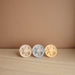 Frigg Baby Schnuller Latex Moon Phase bei Yay Kids
