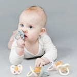 Hevea Baby Nuggi aus Naturkautschuk Mint Round bei Yay Kids