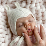 Huttelihut Baby Strickmütze Rabbit aus Alpaca Wolle Hellgrau bei Yay Kids