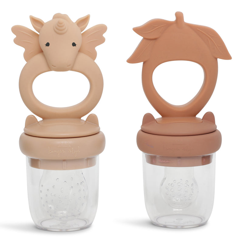 Konges Sløjd Silikon Fruchtsauger Unicorn Rose Sand/ Brown Clay bei Yay Kids