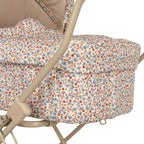Konges Slojd Kinder Puppenwagen Doll Pram Marche de Fleur bei Yay Kids