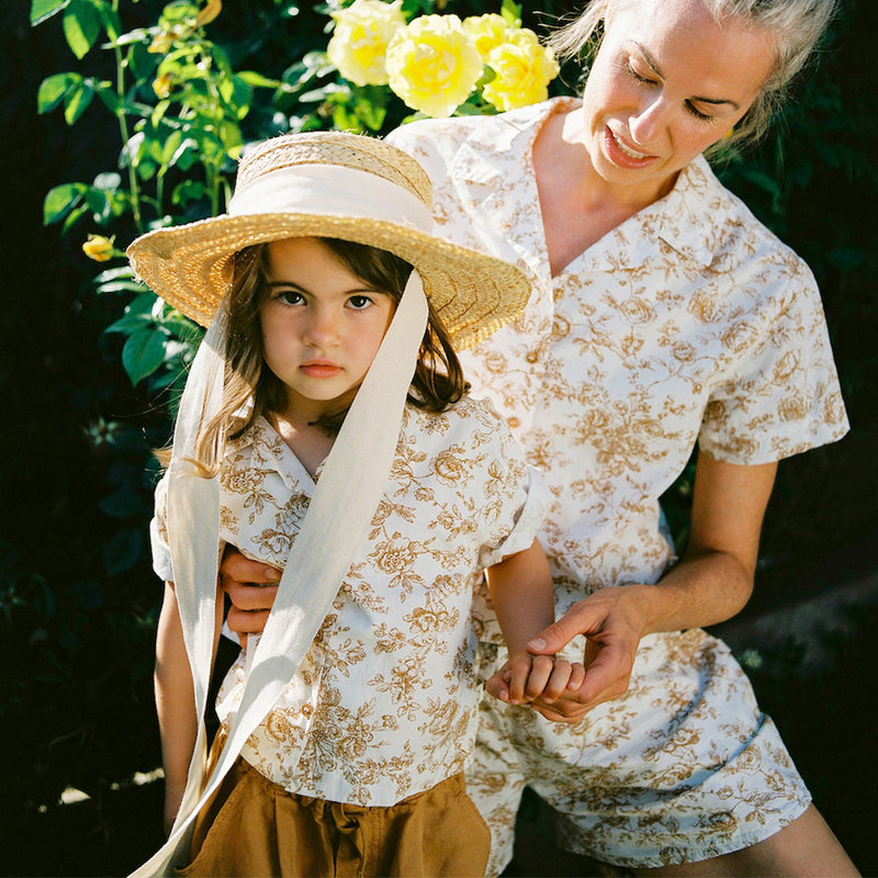 My Little Cozmo Frauen Outfit Magnolia Blumen blau bei Yay Kids