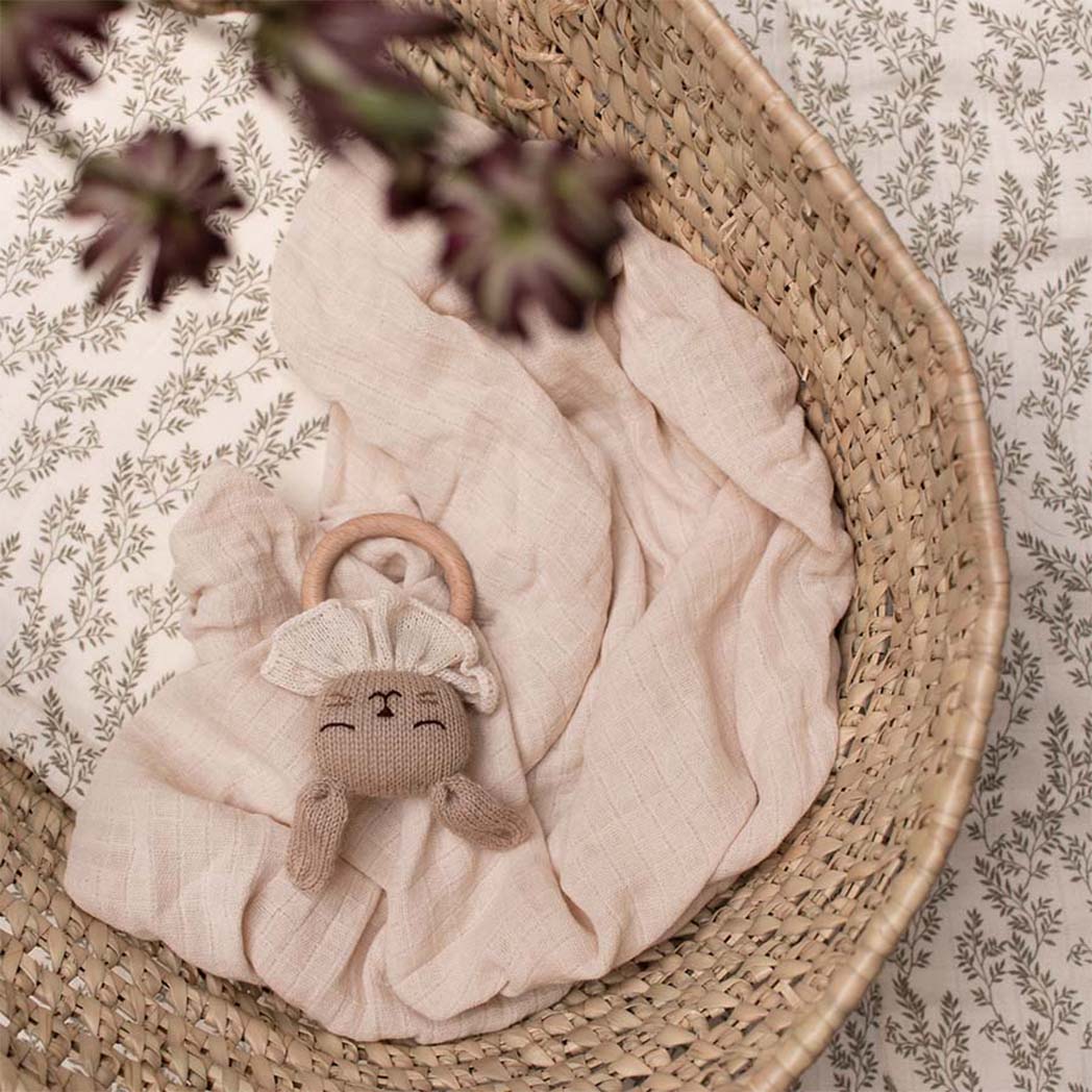 Beissring gestrickt Hase Sand