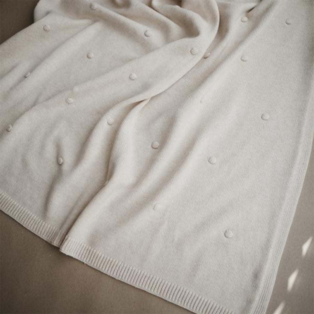 Mushie Baby Strickdecke Ecru bei Yay Kids