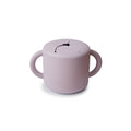 Mushie Baby Silikon Snack Becher Soft Lilac bei Yay Kids