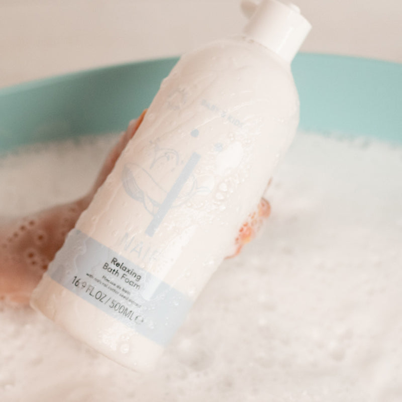 Naïf Relaxing Bath Foam Baby Bade Schaum bei Yay Kids