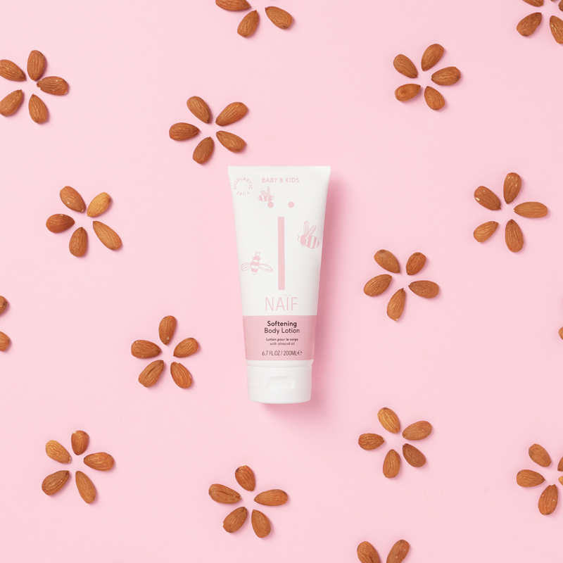 Naïf Kinder Softening Body Lotion mit Mandelöl bei Yay Kids
