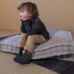 Nixnut Kinder Pullover Anthrazit mit Teddy Schulterteilen bei Yay Kids