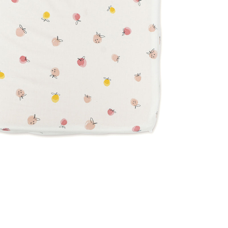 Pehr Babybett Fixleintuch Weiss Erdbeeren 70 x 140 cm bei Yay Kids