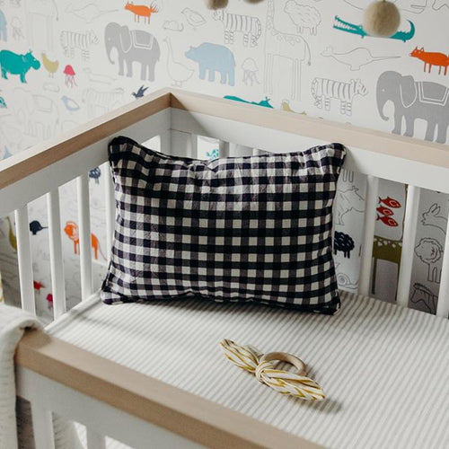 Pehr Babybett Spannbettlaken gestreift 70 x 140 cm bei Yay Kids