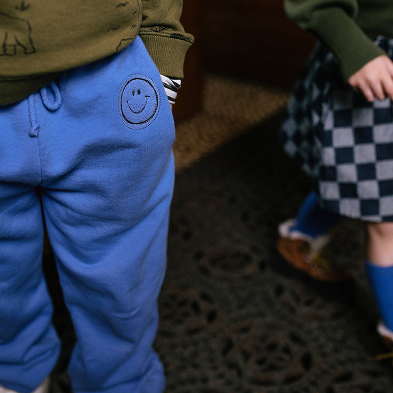 Sproet & Sprout Kinder Trainerhose in Blau Smiley bei Yay Kids