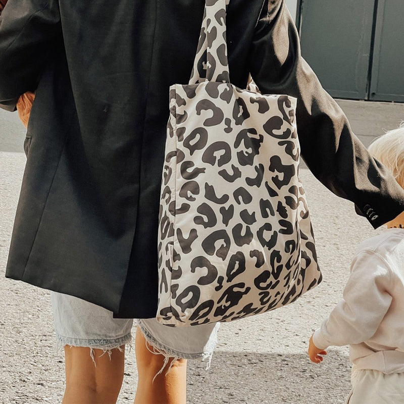 Studio Noos Tasche Puffy Mom-Bag Holy Cow bei Yay Kids