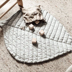Toddlekind Baby Organic Leaf Mat Stone bei Yay Kids