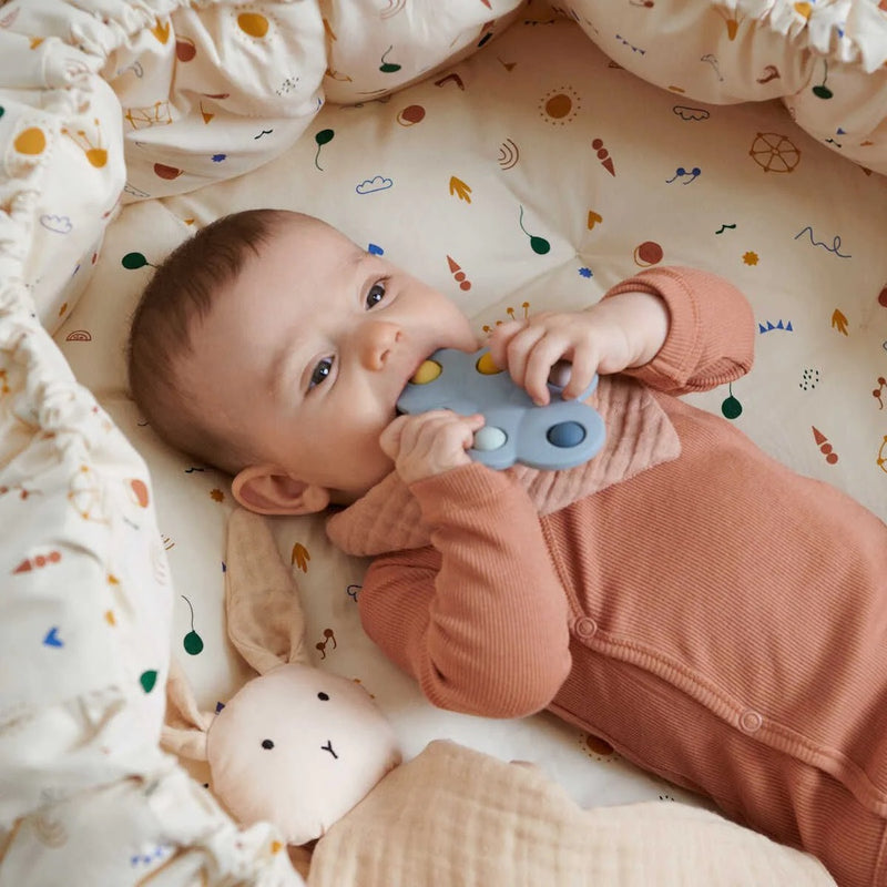 Liewood Babynest Ola Tuscany Rose/ Sandy gestreift bei Yay Kids