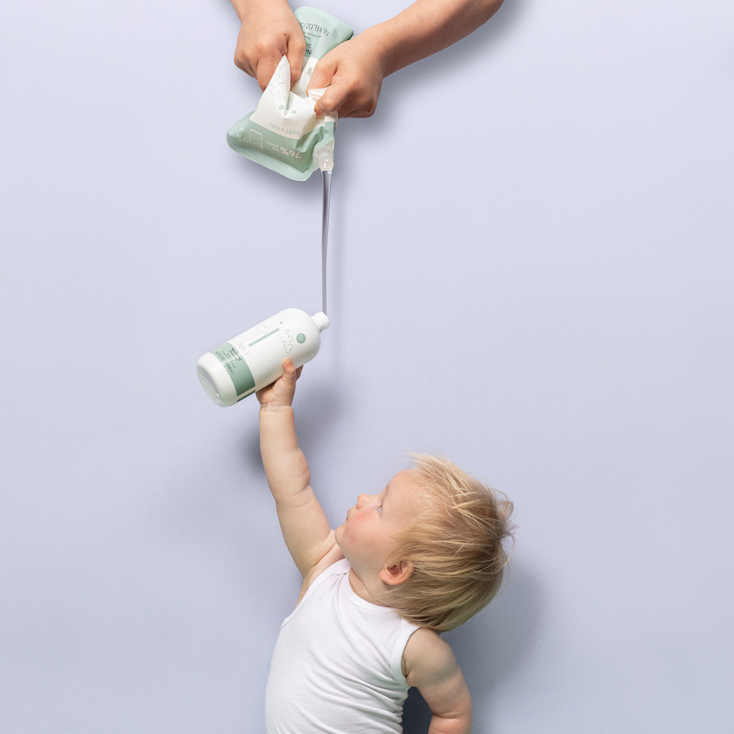 Naïf Baby Nourishing Shampoo Refill 500ml bei Yay Kids